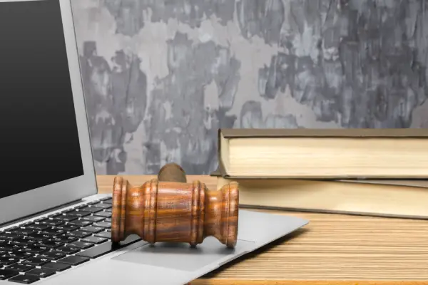 Logo-Registration-Laws-Blog-13-Trademark-Royal